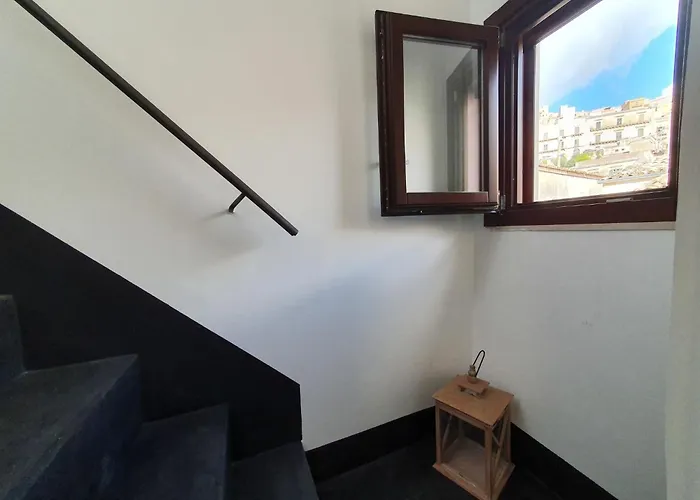 Scribano By Interhome Modica